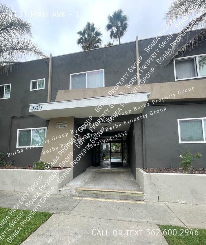 Primary Photo - STUNNING UPSTAIRS 1 BEDROOM 1 BATHROOM APA...