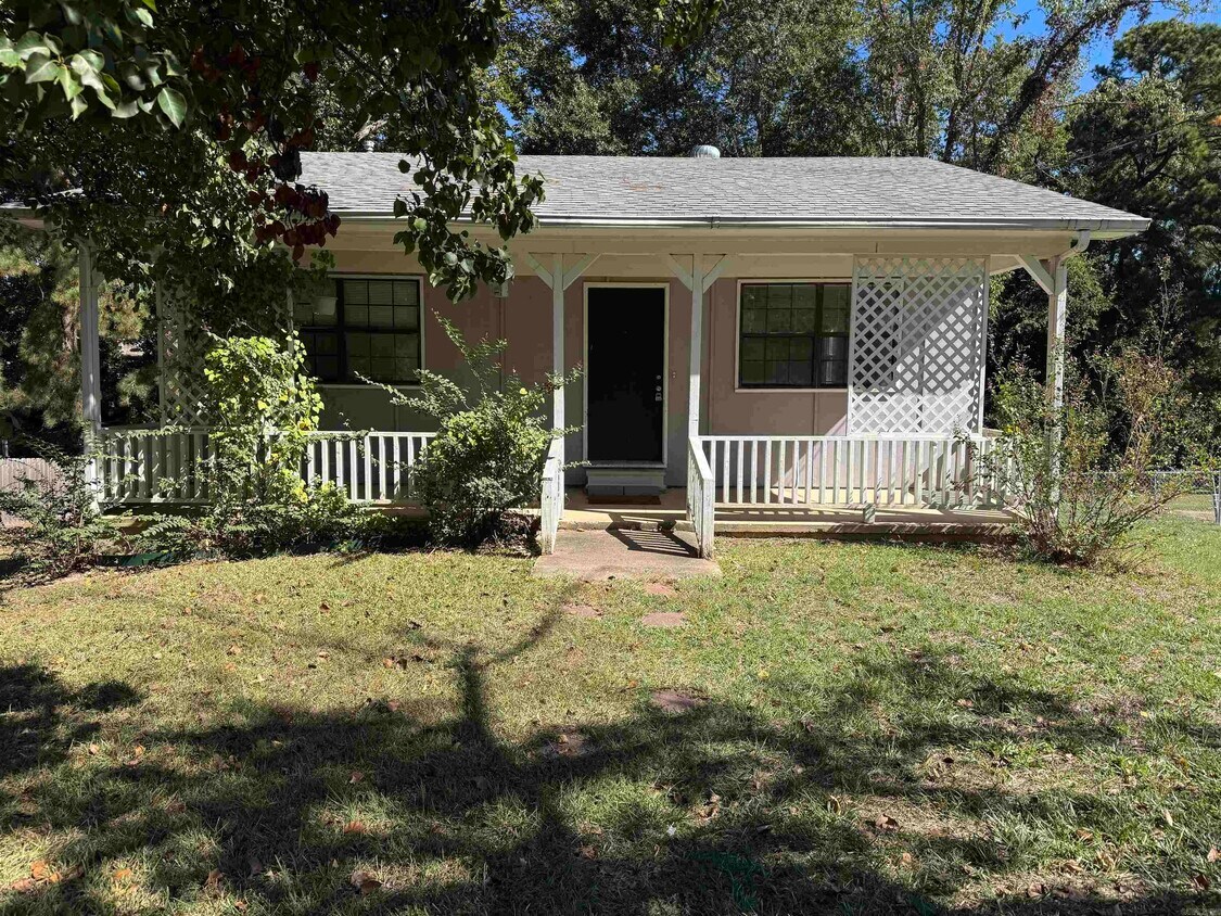 Foto principal - 2105 Wright Ave