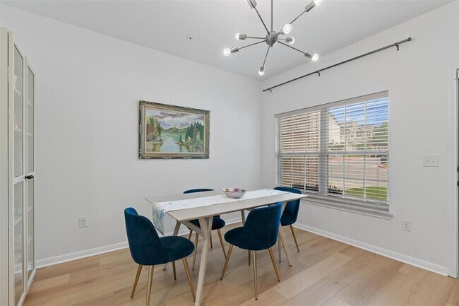 Building Photo - 115 Thelonious Dr