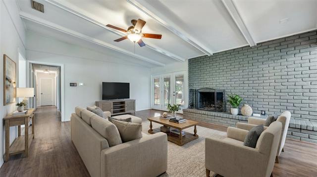 Foto del edificio - 3227 Rolling Knoll Dr