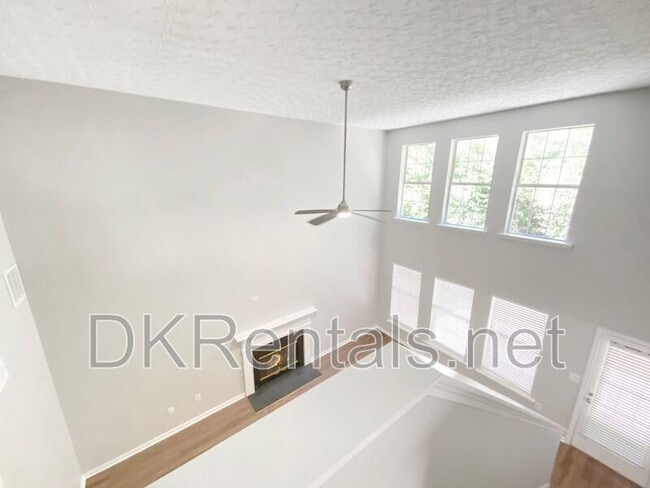 Foto del edificio - 1232 Gates Cir SE