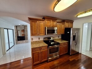 Building Photo - 1746 Stafford Dr