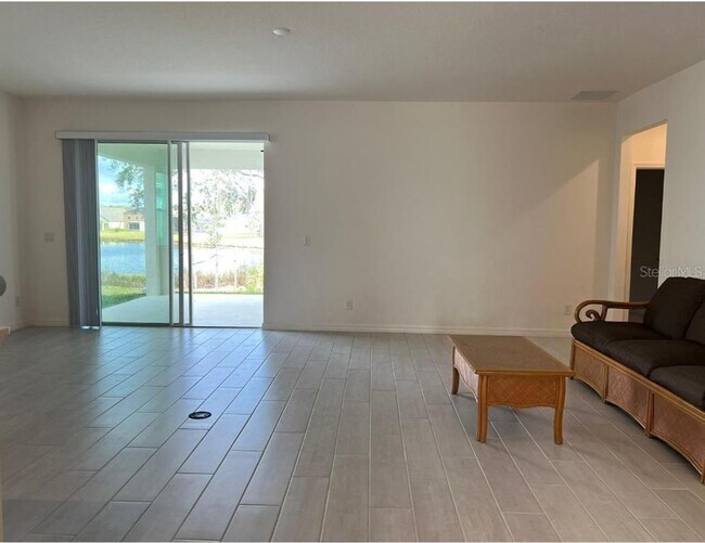 Building Photo - 1179 Celery Oaks Ln