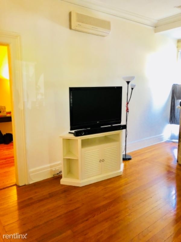 Foto del edificio - 1 br, 1 bath Apartment - 226 North Broadway