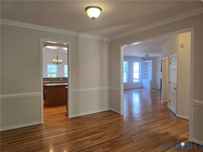 Foto del edificio - 9521 Pine Trails Ct