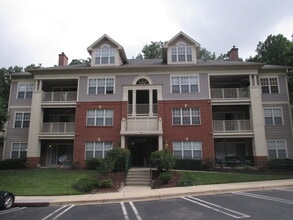 Building Photo - 131 Timberbrook Ln