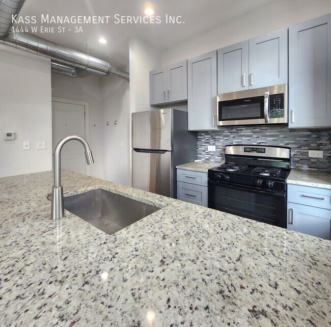 Foto del edificio - 1444 W Erie St