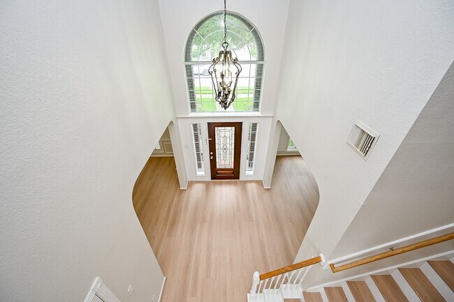 Foto del edificio - 22511 Bridgehaven Dr