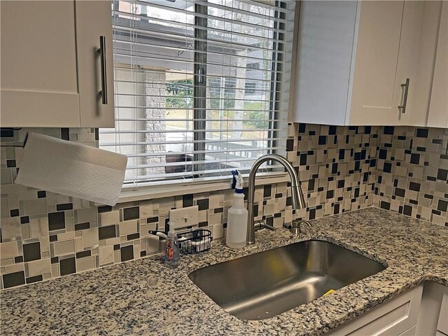 Foto del edificio - 346 Carpenter Dr NE