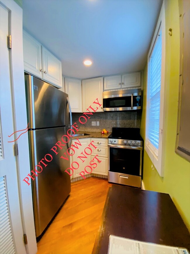 Foto del edificio - 818 Whitehead St