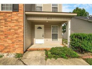 Foto del edificio - 311 Hazelnut Dr