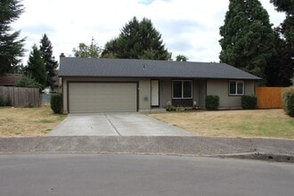 Building Photo - 232 NE Palomar Ct