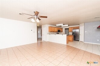 Building Photo - 5401 Jitterbug Ct