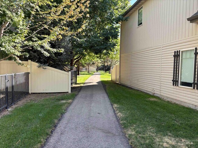 Foto del edificio - 8867 W Evening Star Ln