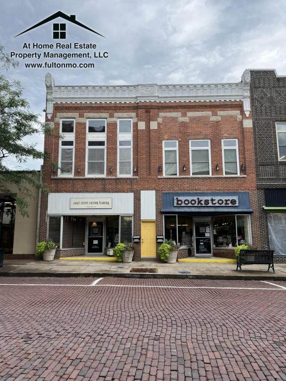 Primary Photo - 530A Court Street