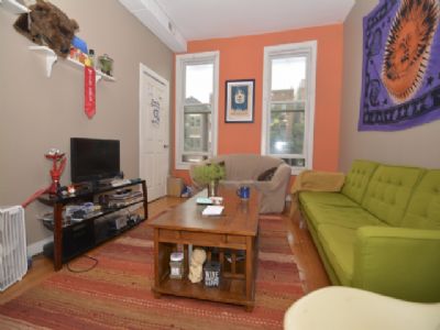 Foto principal - 1534 N Western Ave