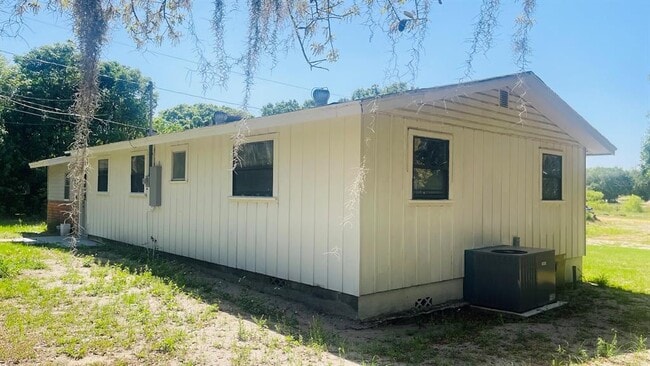 Building Photo - 703 Gotts Rd