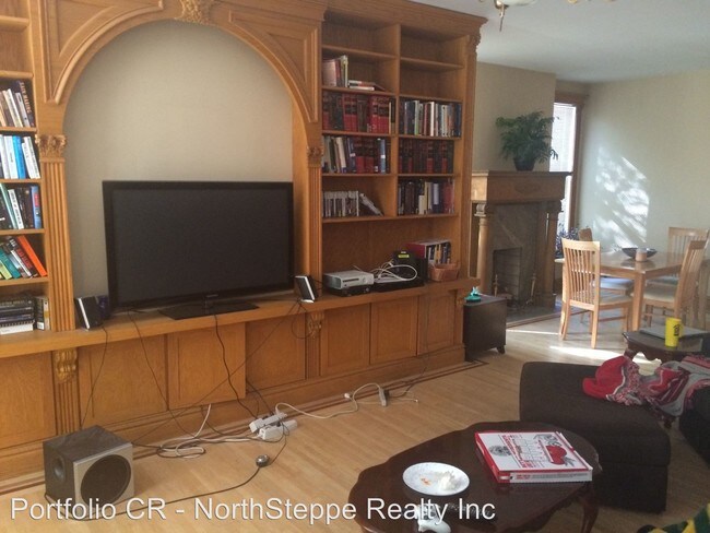 Building Photo - 4 br, 2 bath Apartment - 839 Neil Ave