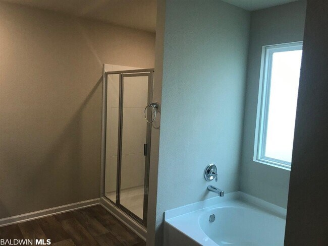Building Photo - 18300 Lewis Smith Dr