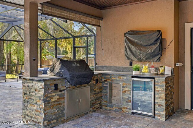 Building Photo - 144 Warren Cir