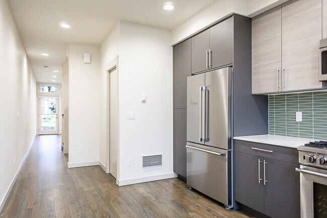 Foto del edificio - 5517 4th Ave NW
