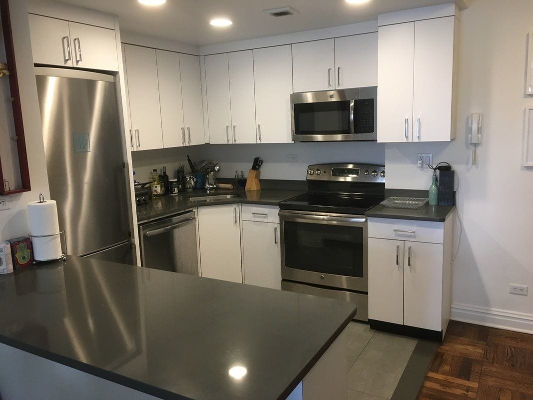 Primary Photo - 220 E 69th St