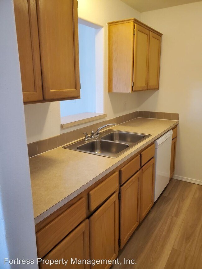 Foto del edificio - 8407 NE Russell St