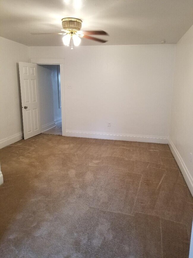 Bedroom - 219 W Main St