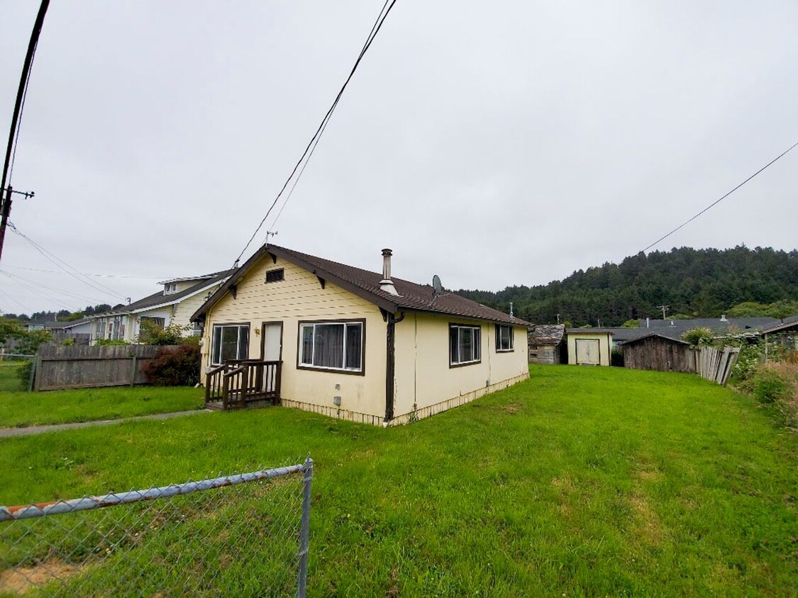 Primary Photo - Pet Friendly, Spacious Fields Landing 2/1 ...