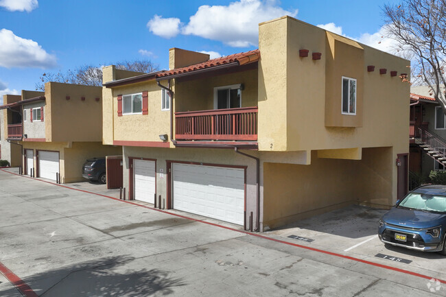 1000 Estes St. - Paseo Del Sol Villas
