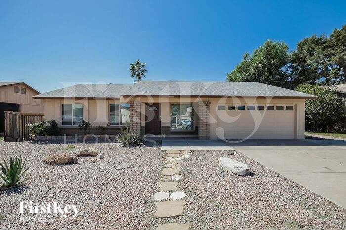 Foto principal - 3625 W Charleston Ave