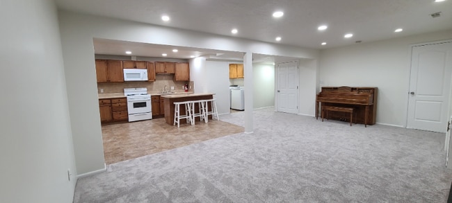 Foto del edificio - 7438 Camelback Cir