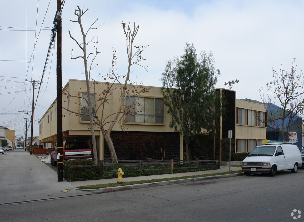 Primary Photo - 311 11th St