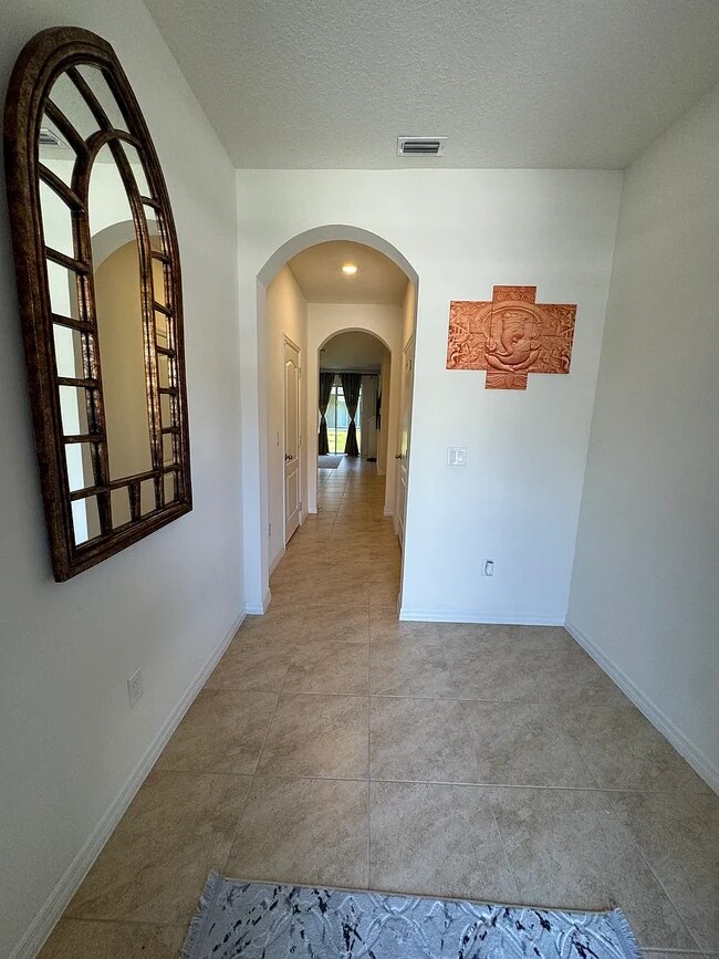 Foto del edificio - 1260 Yellow Finch Dr