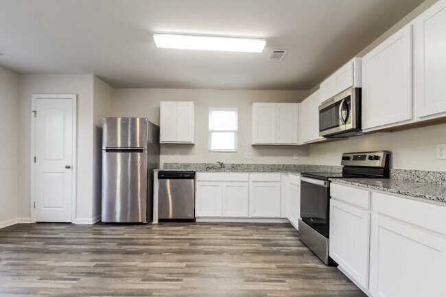 Building Photo - 153 Evvalane Dr, Spartanburg, SC