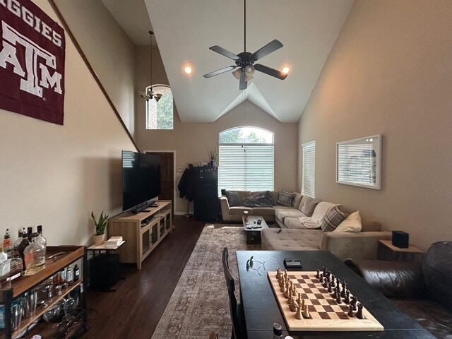 Foto del edificio - 1705 Boardwalk Ct