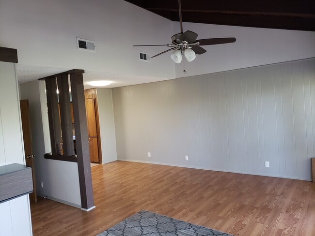 Foto del edificio - 2205 Trailside Dr