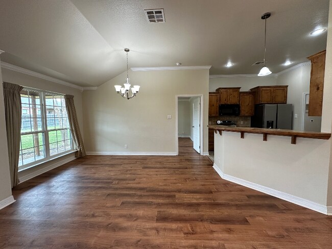 Building Photo - 3307 Churchill Dr