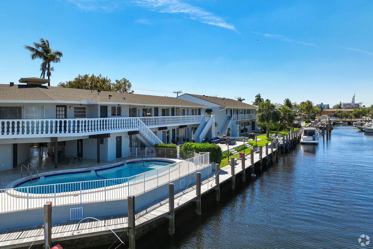 Foto principal - Pompano Harbor Apartments