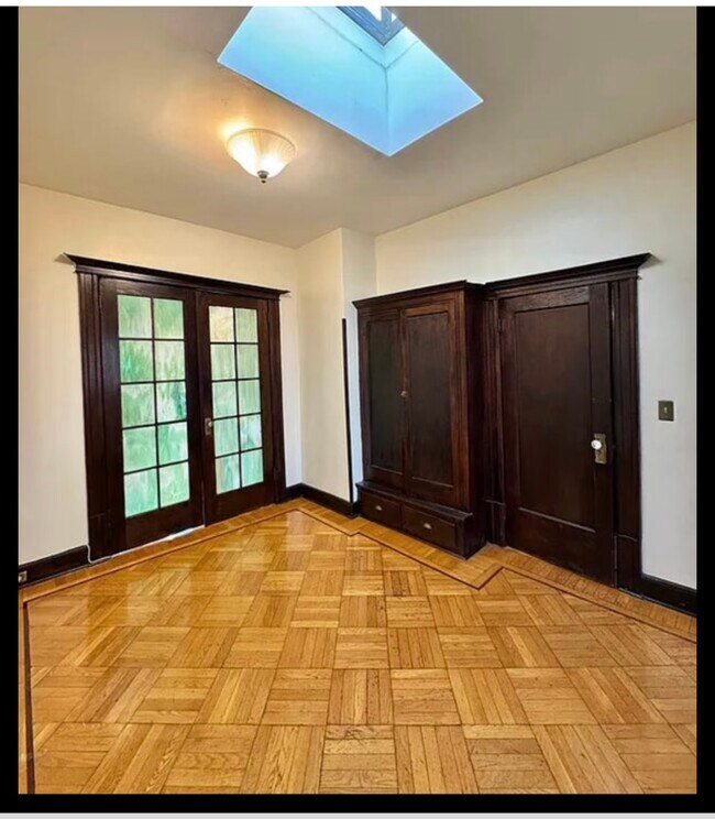 Foto del edificio - 1548 Union St