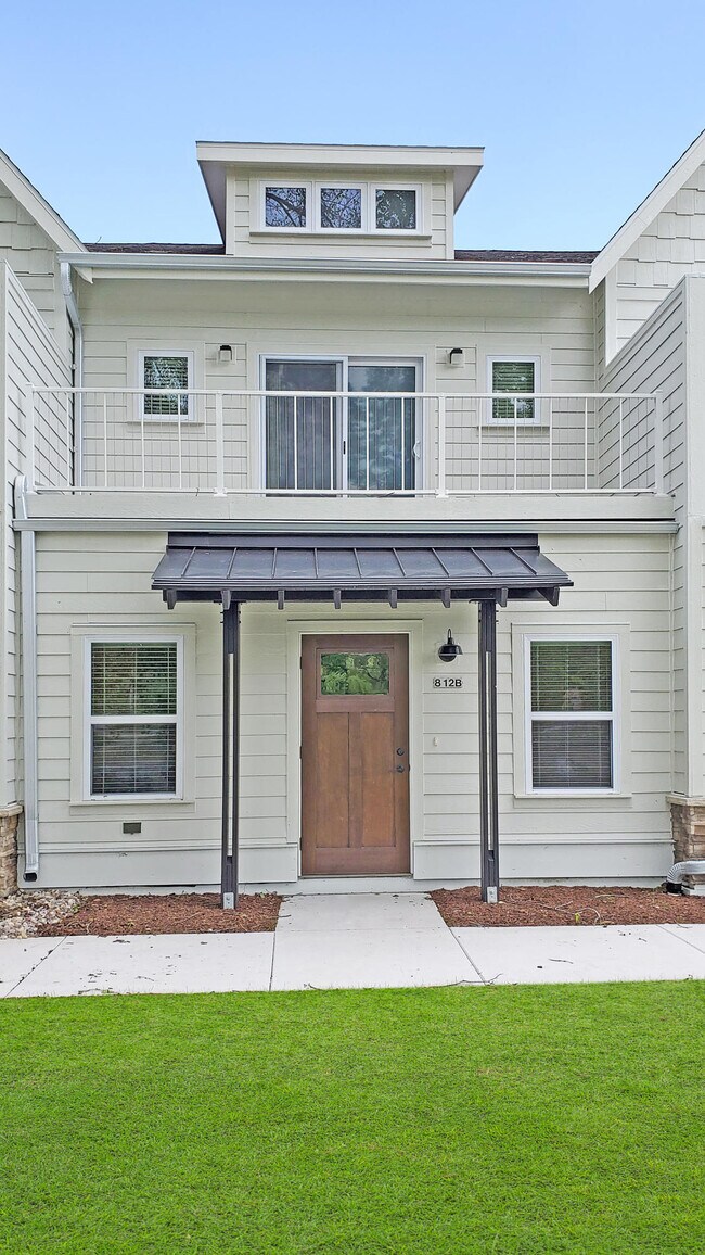 812 N 15th St, Sheboygan, WI 53081 Condo for Rent in Sheboygan, WI