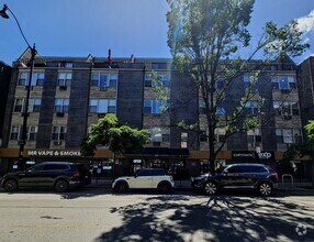 Building Photo - 2250 N Lincoln Ave