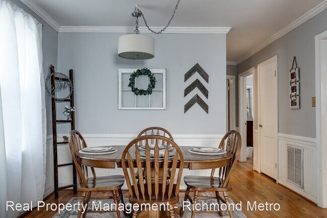 Foto del edificio - 3 br, 2 bath House - 6415 Millhiser Ave