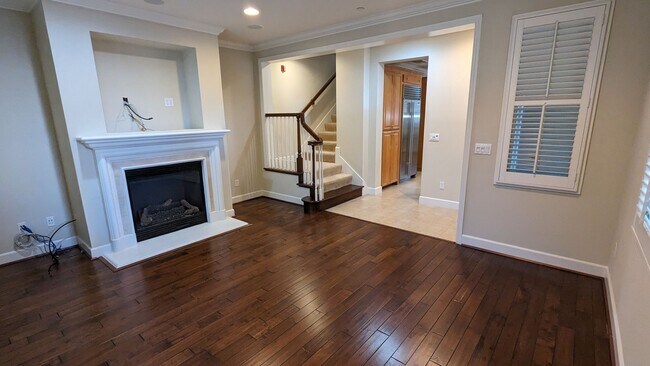Foto del edificio - 843 Paulson Circle