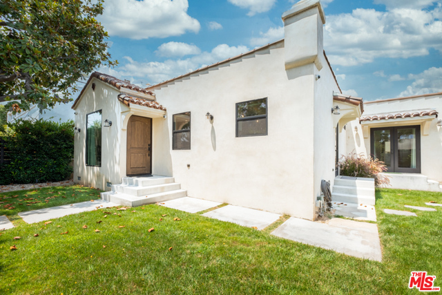 Building Photo - 8961 Cadillac Ave
