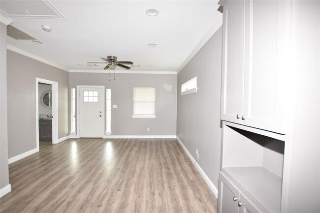 Foto del edificio - 5907 Miller Wilson Rd