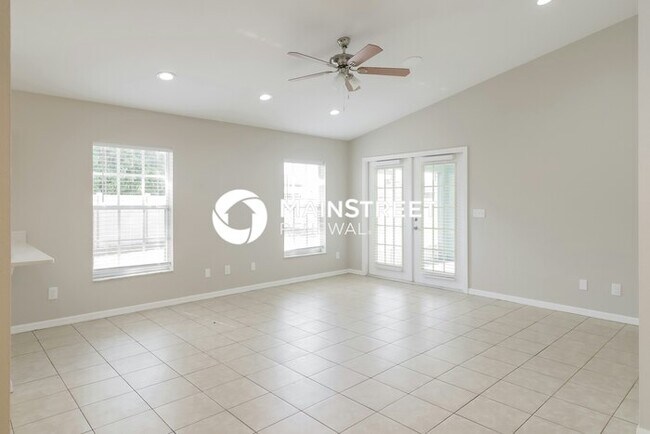 Building Photo - 3 Bedroom Pet-Friendly Home in Lakeland, F...