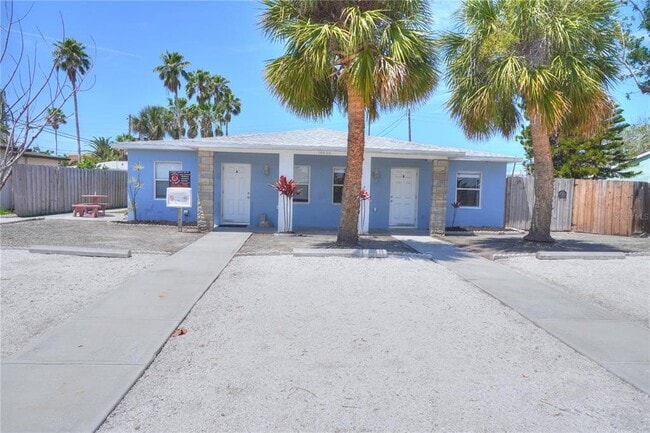 Building Photo - 14026 E Parsley Dr