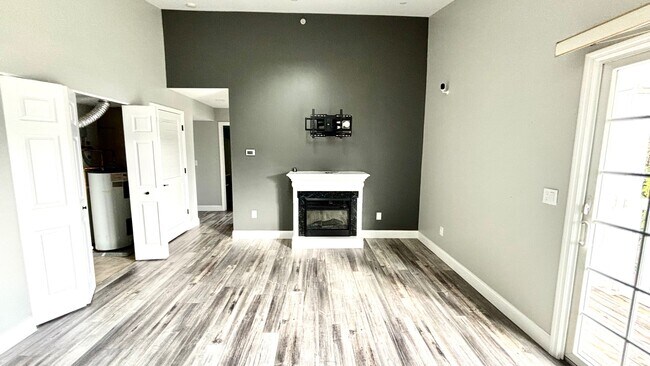 Foto del edificio - 2578 Coppergate Square Dr