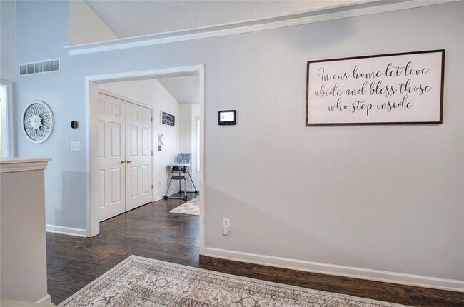 Foto del edificio - 106 Muirwood Dr